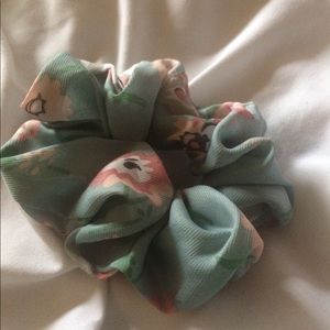 Scrunchie